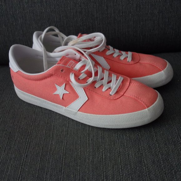 Converse Pink Unisex Low Top Shoes Mens 7.5 Womens 9 - Picture 3 of 12